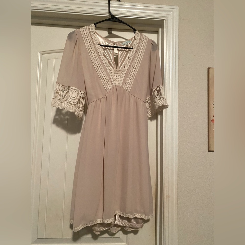 Chord beige dress with lace size med